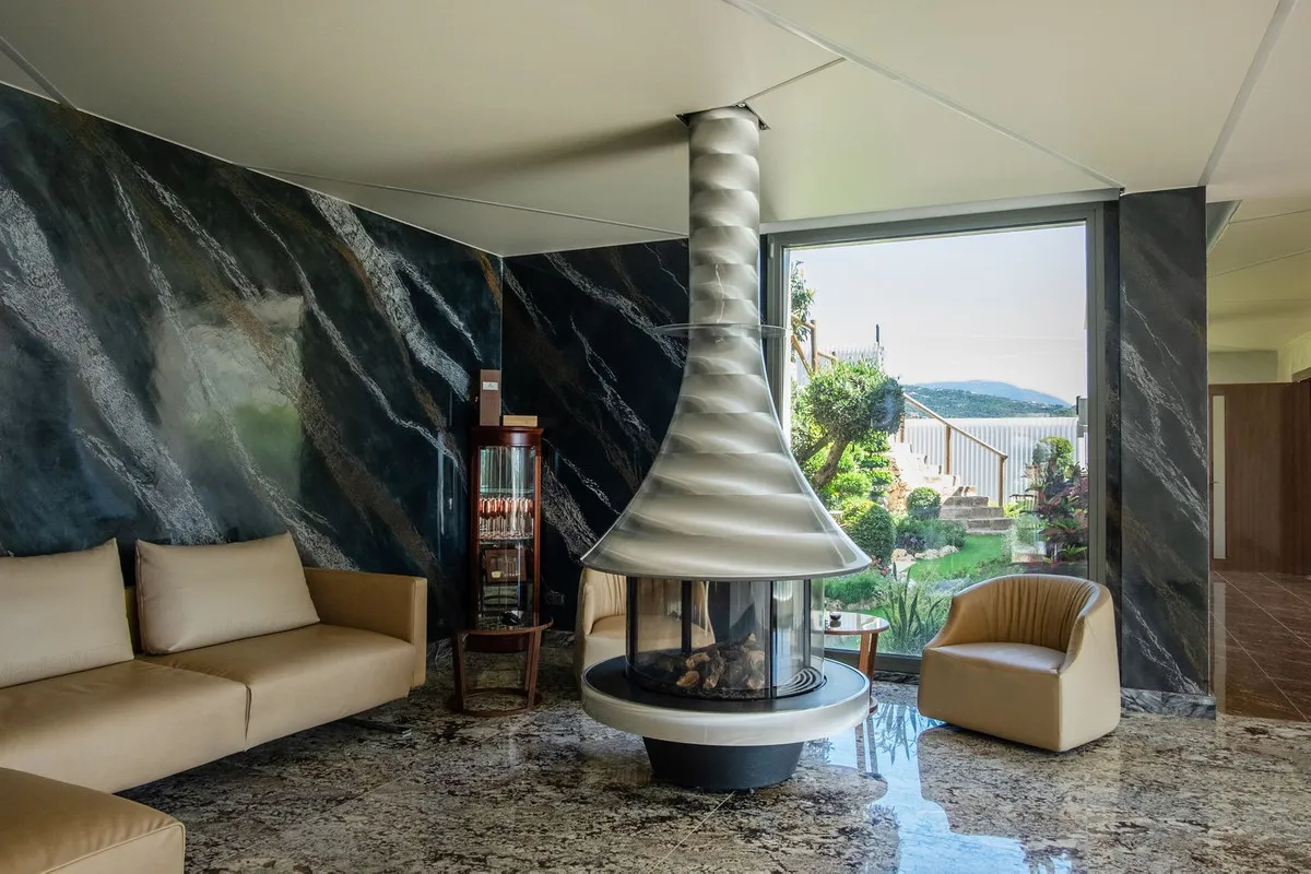 58a2e8ea-05e5-46bf-a780-5cfa47a426b8