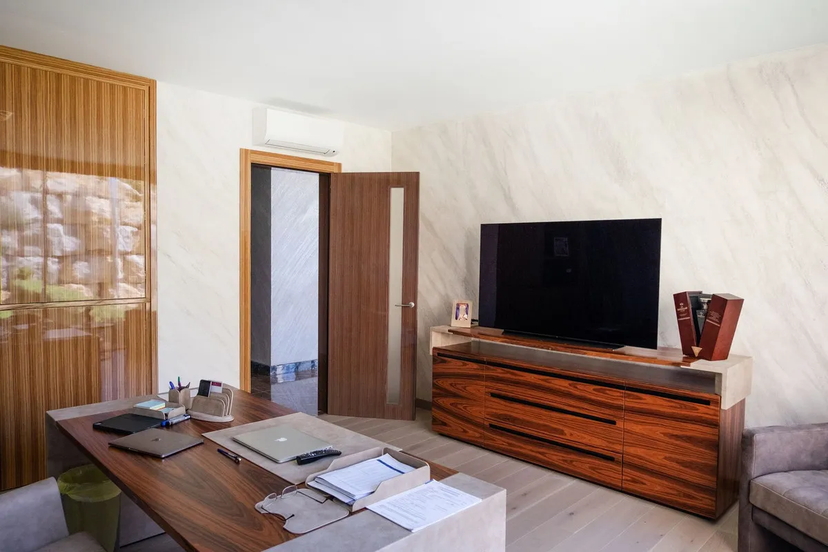 70f6feb4-5cf9-4a9b-a1d2-ce09966ea425