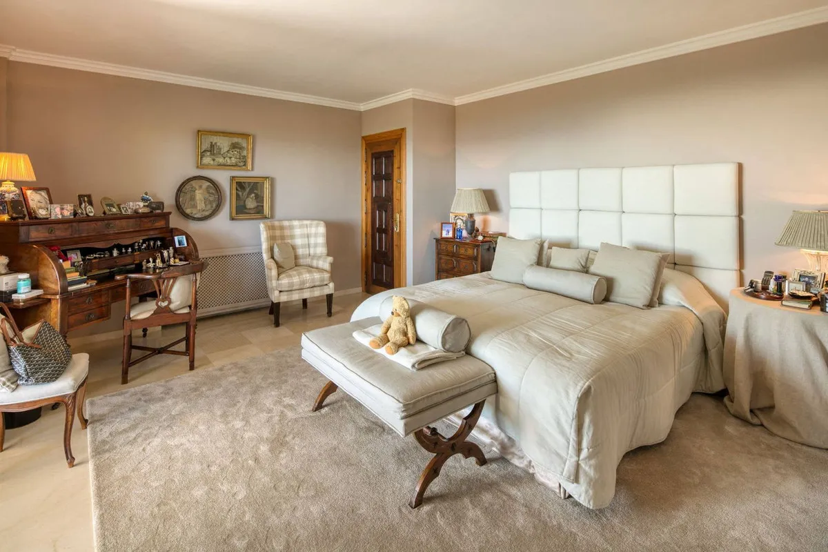 0bababde-f69b-4bd5-911c-13e79f19df27