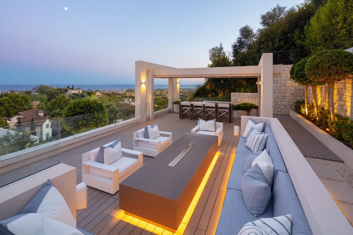 f03382d4-1a1c-4427-bc6e-baf65ca68385