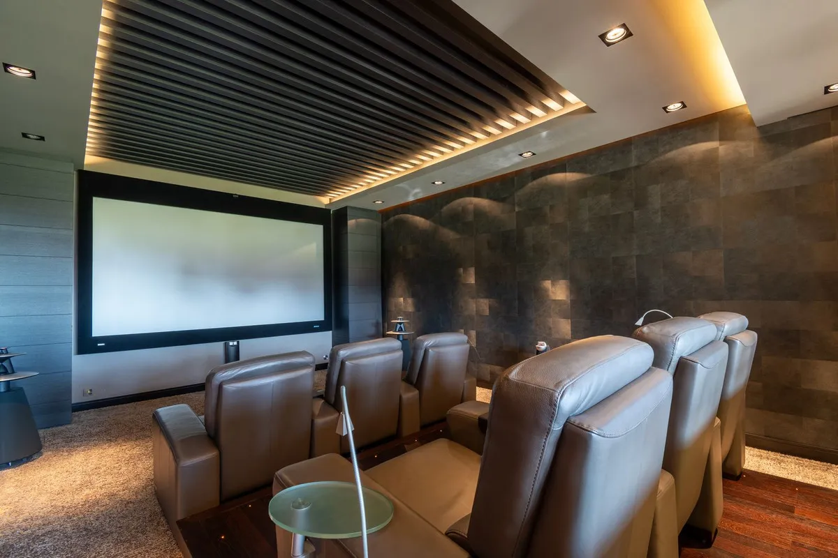 7b30f9fd-c9f4-4945-b0aa-8ee48b9c8375