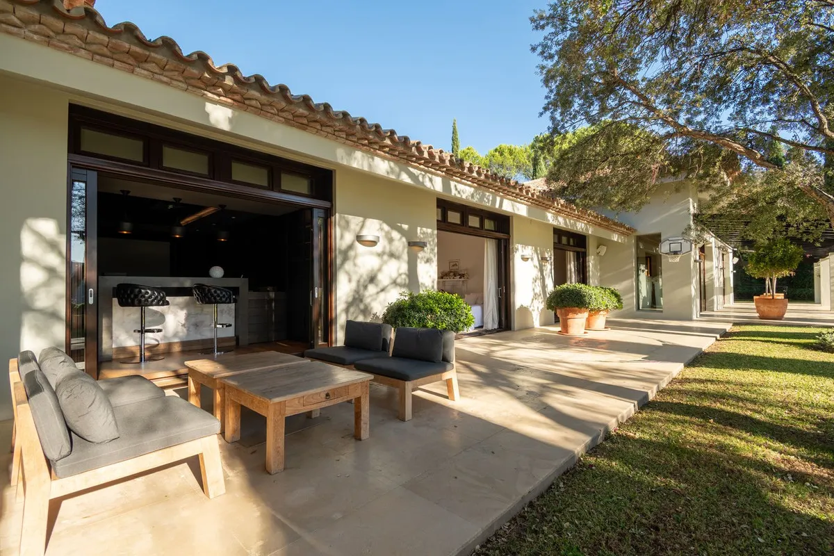 b9429dbe-42a7-4480-baef-d1173253ca2e