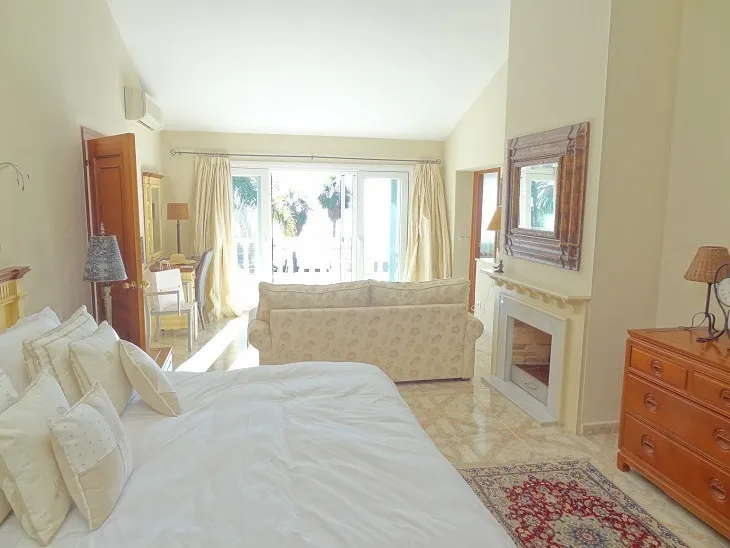 77d7256e-d57f-4416-a433-366f71a02e8f