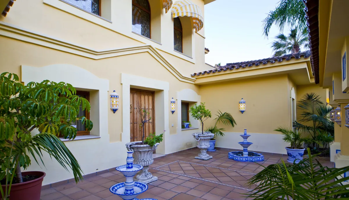 87b6c34d-b8a4-4311-a232-d91029536bcf