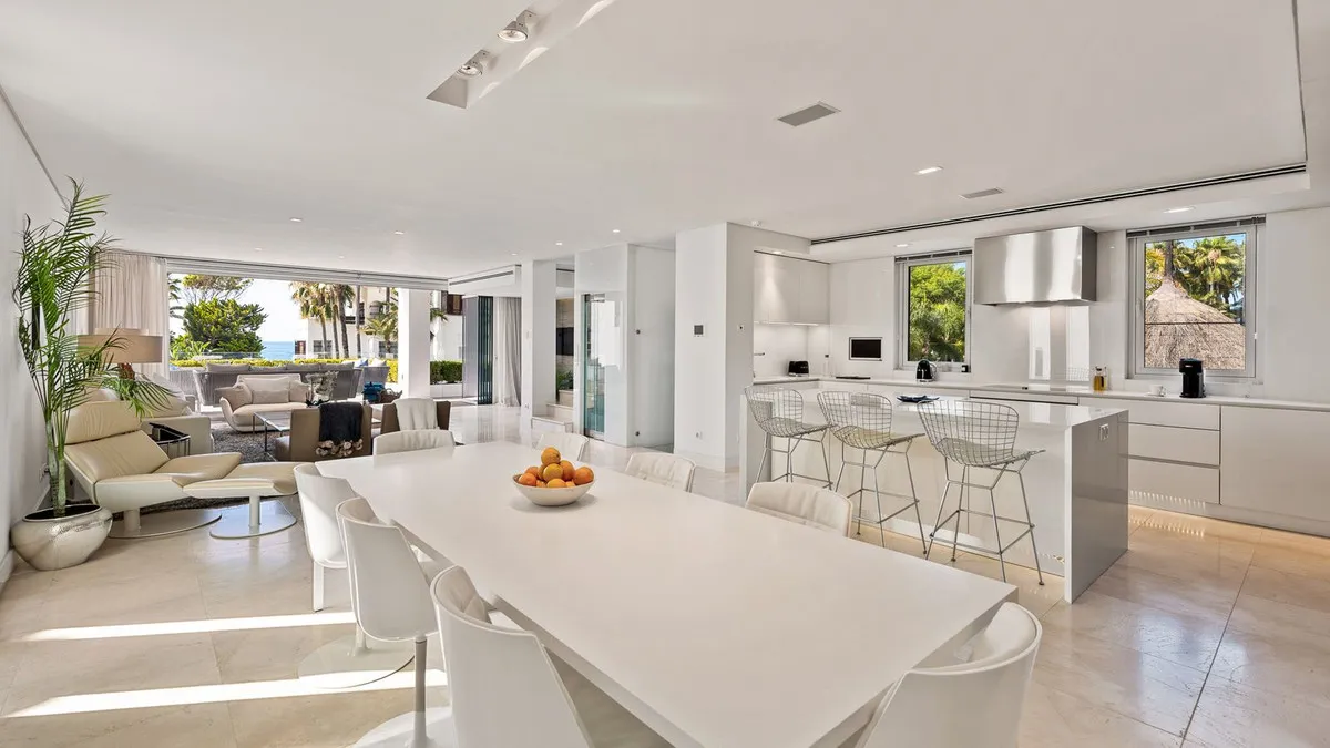 b46b6cb9-044d-45ae-9d56-105239cae426