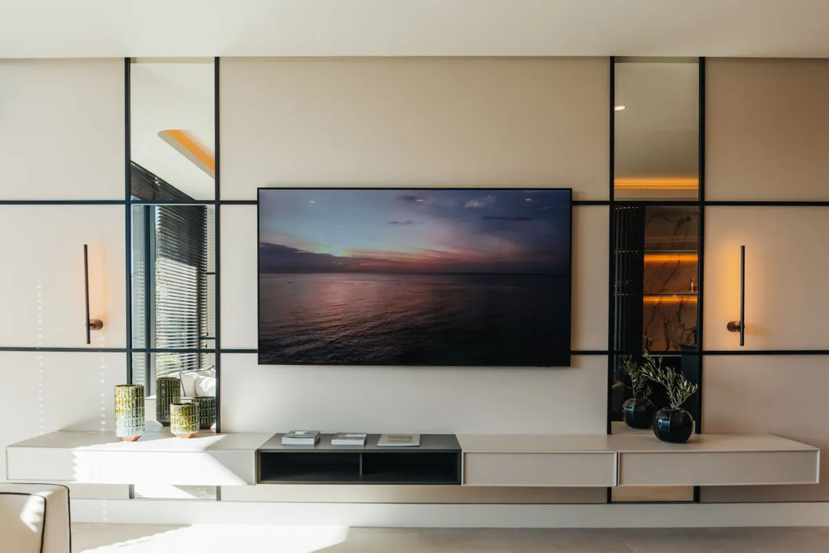 2c09d4bc-3c7b-4aa6-ac23-7936a436c78f