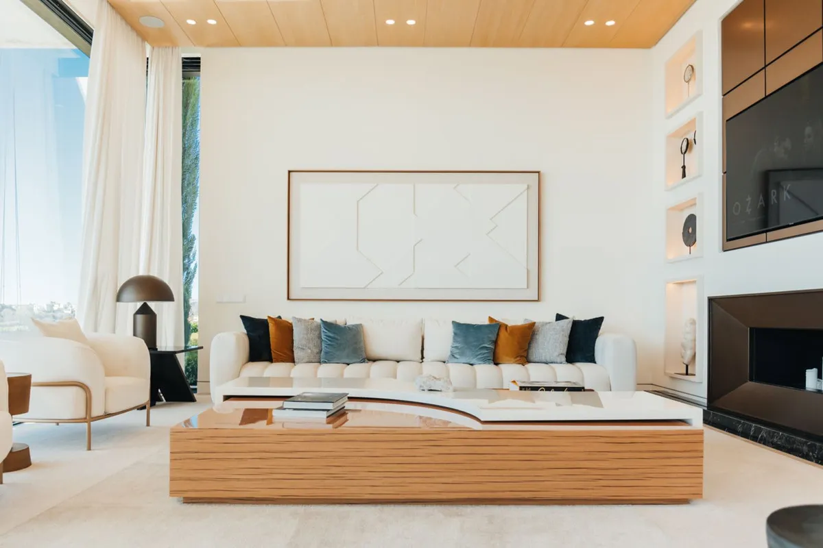 5ef41169-73e1-4bc5-a2cc-7d9c69a1b84c