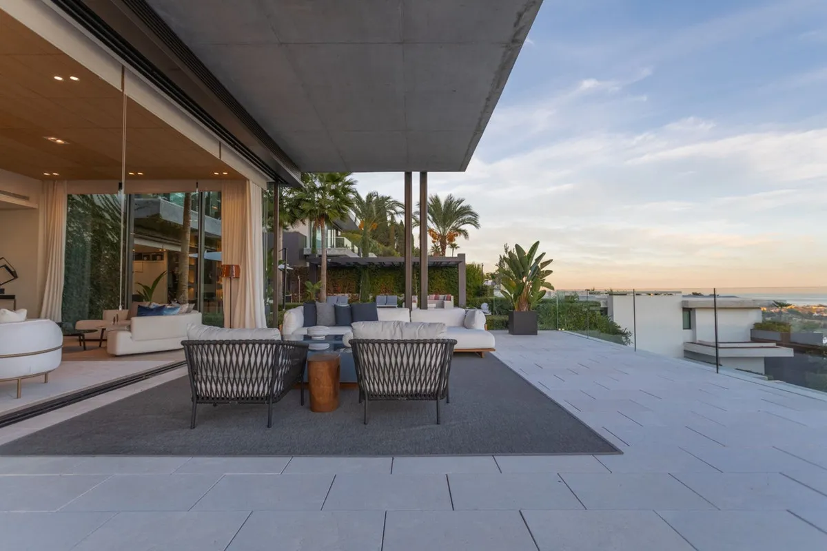 81dcb4b8-3e32-42dc-acec-3ddcdaeeacc0