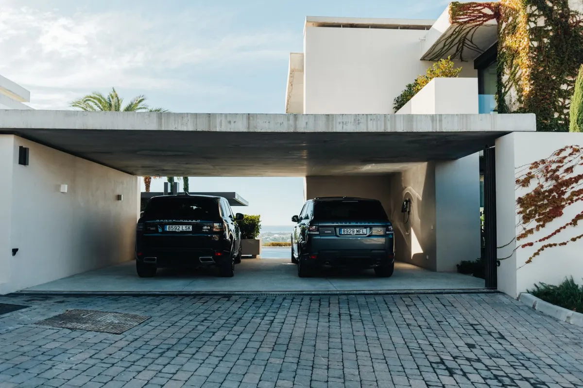 950623dc-7162-40e2-bdc5-f9c9cd4f6e0b