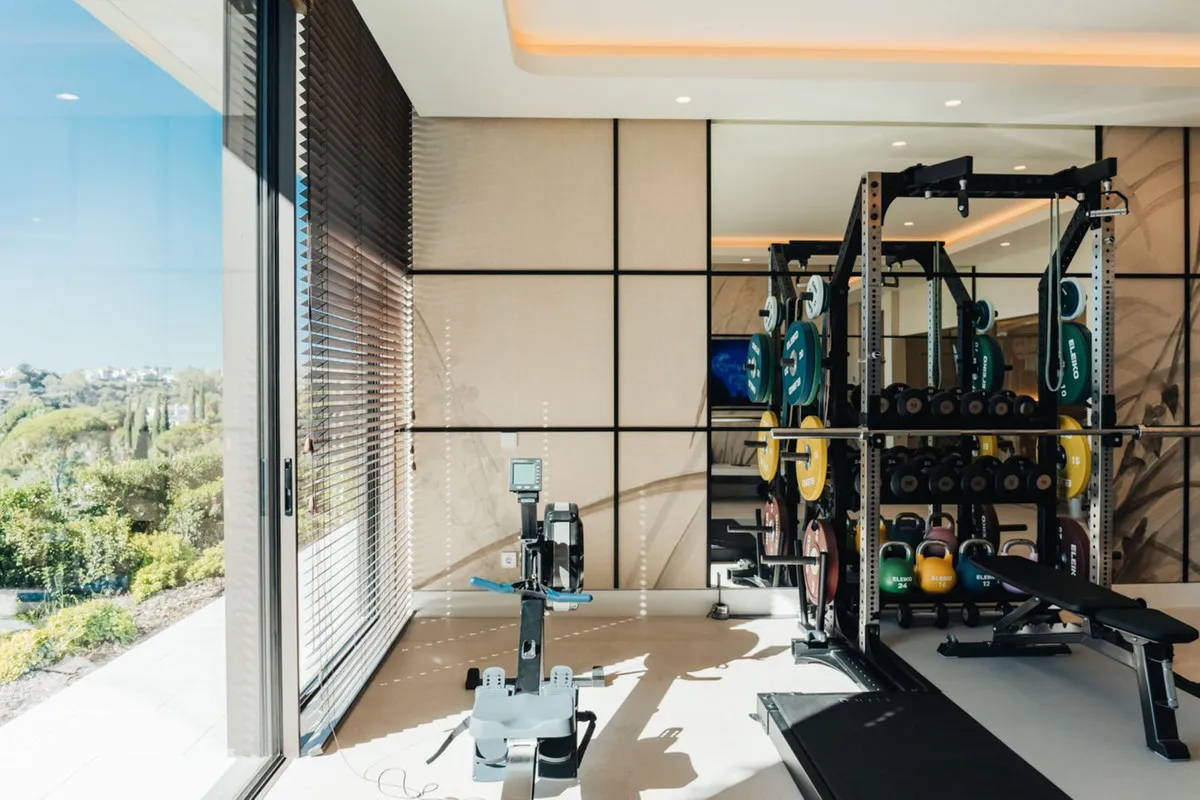 a59484c3-6dc0-4a88-a53e-1d891e465276