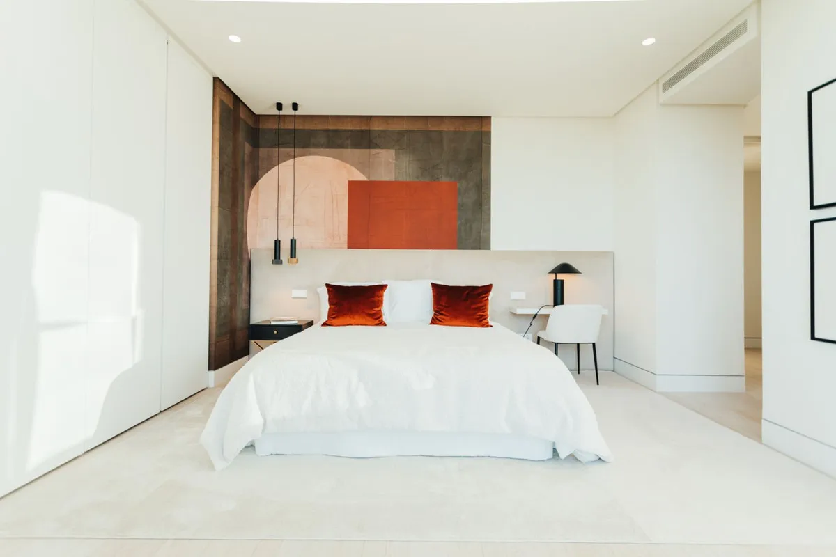 eef071ad-459a-473c-a531-7dc818a59887