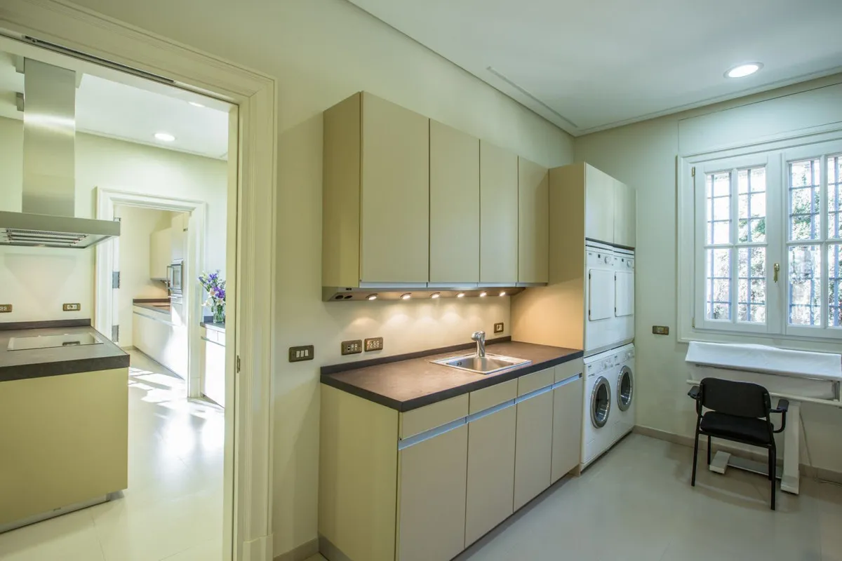 249d630c-ab08-4c93-b59c-41a5b7771f55