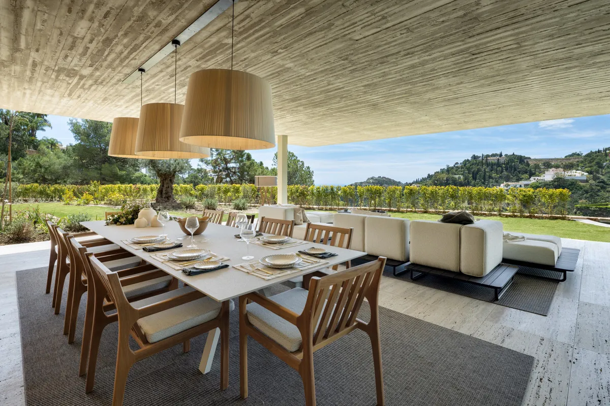 02e9ce05-938e-4935-9053-9e342326a9ed