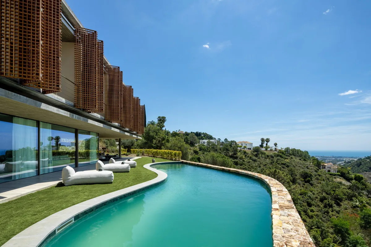 05b578ed-1082-4b39-bac4-cabdb53ed3ae