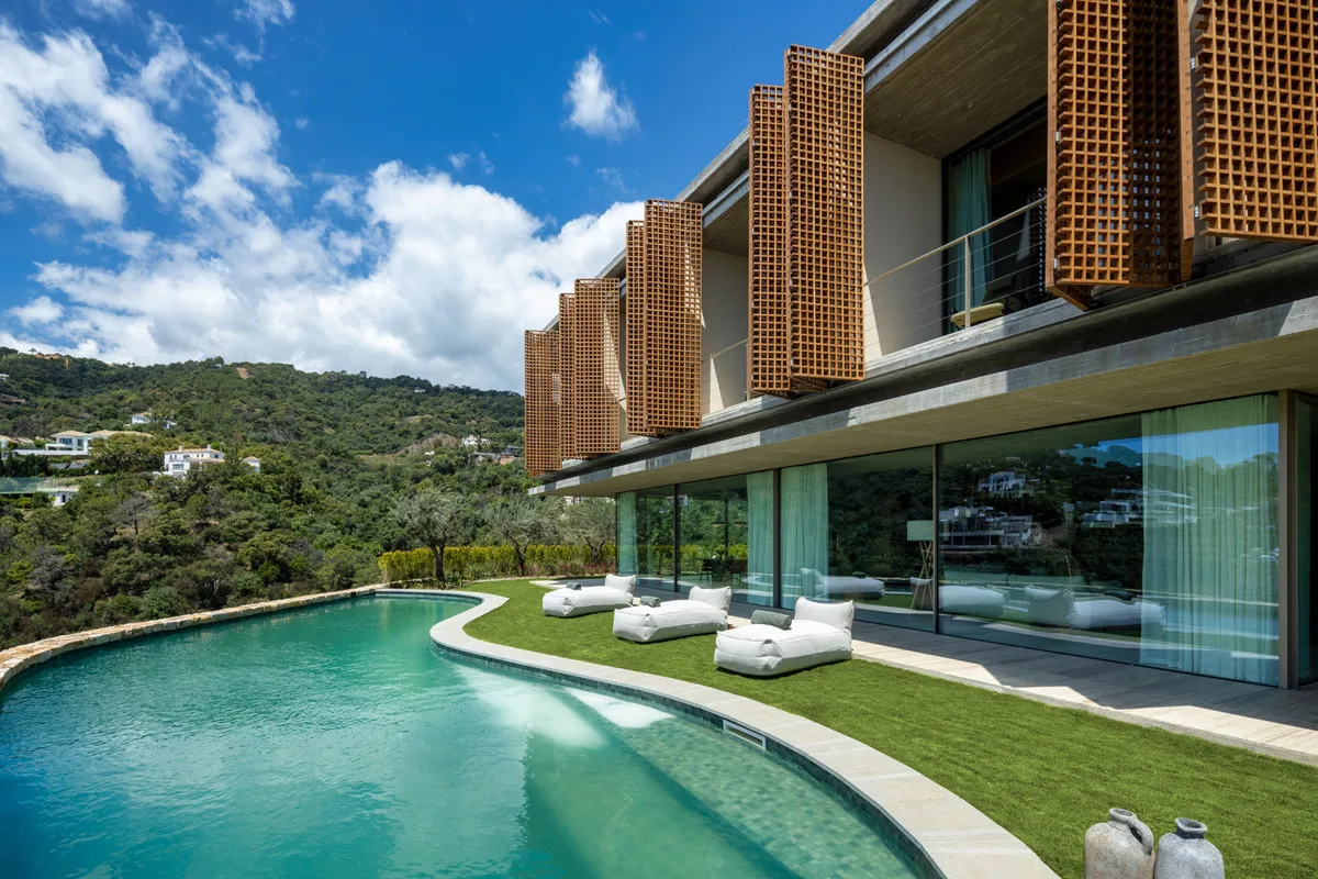 1c20949a-28d9-4374-90f0-47452f836429