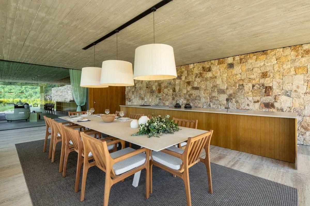 4f6ff72c-8b83-484a-a13b-672eae2183ac