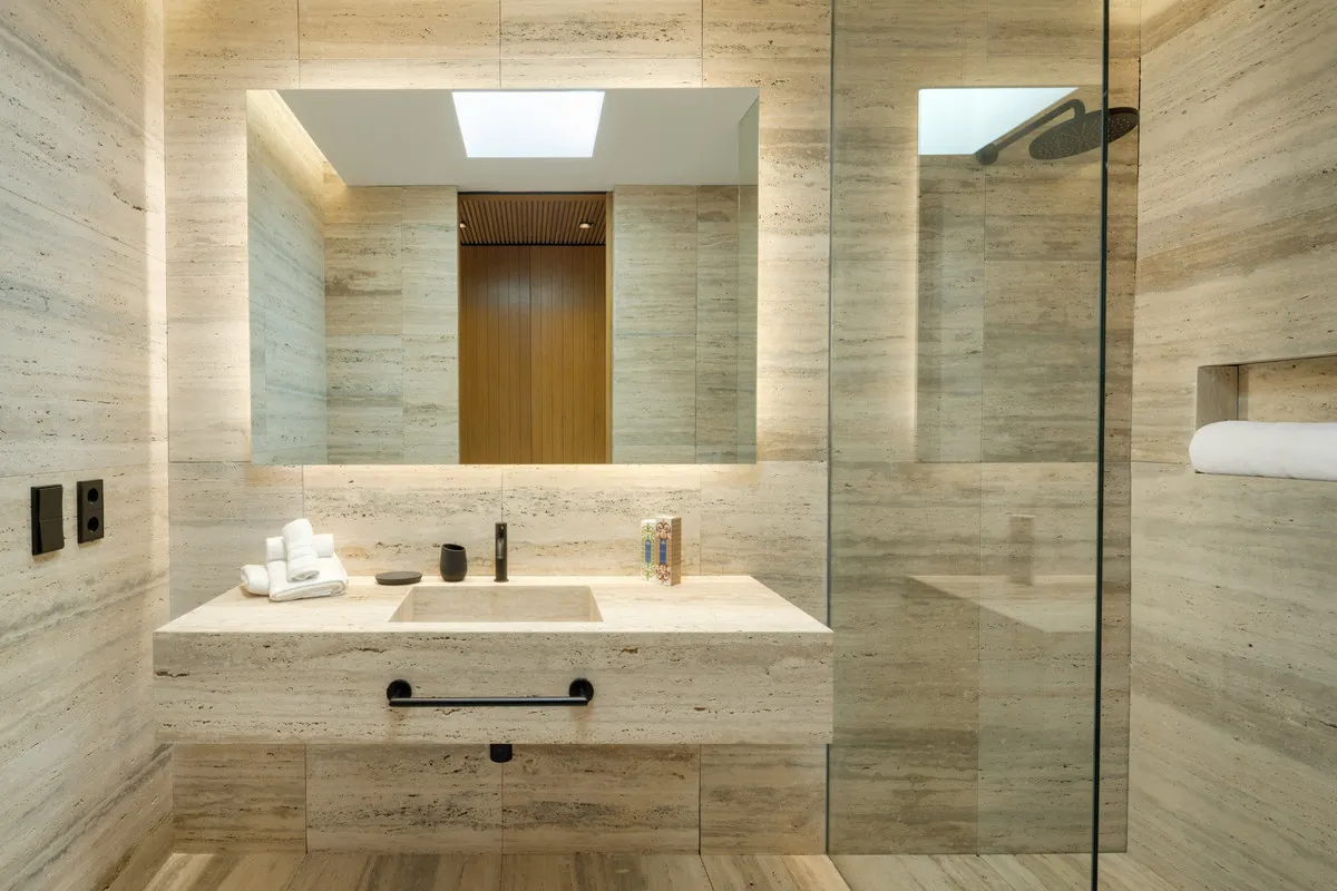 83f428d9-f13b-488d-be81-770486f35cbb