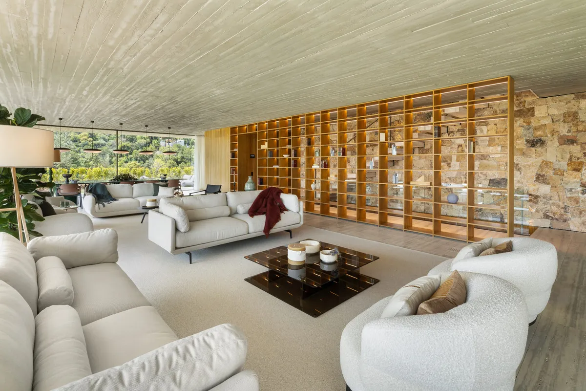 8e65a953-0015-4c62-afe1-4e5c914d536a