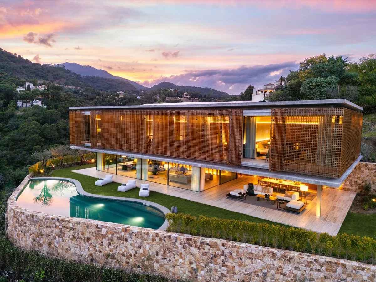 b3b4053f-f685-49d1-bfcb-16e01457dd26