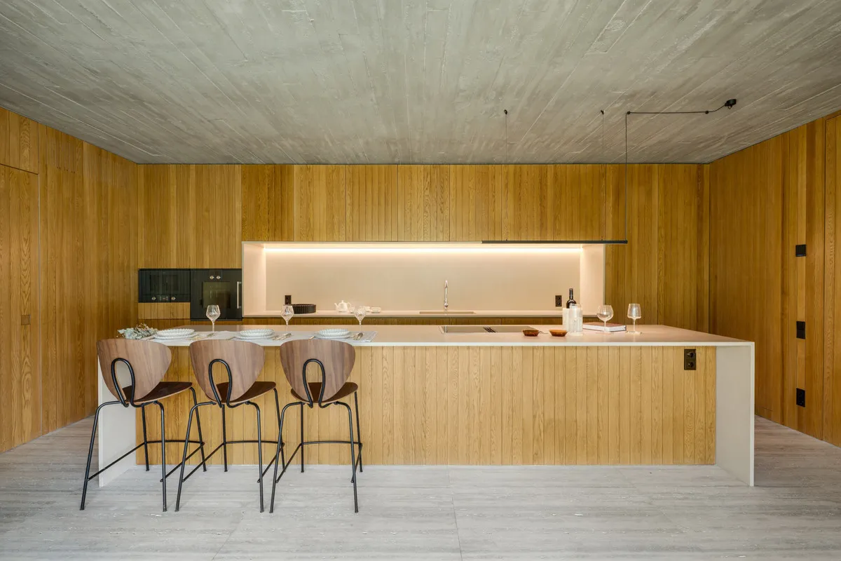 d627cbe2-2b16-484d-9774-399782dd7a6e