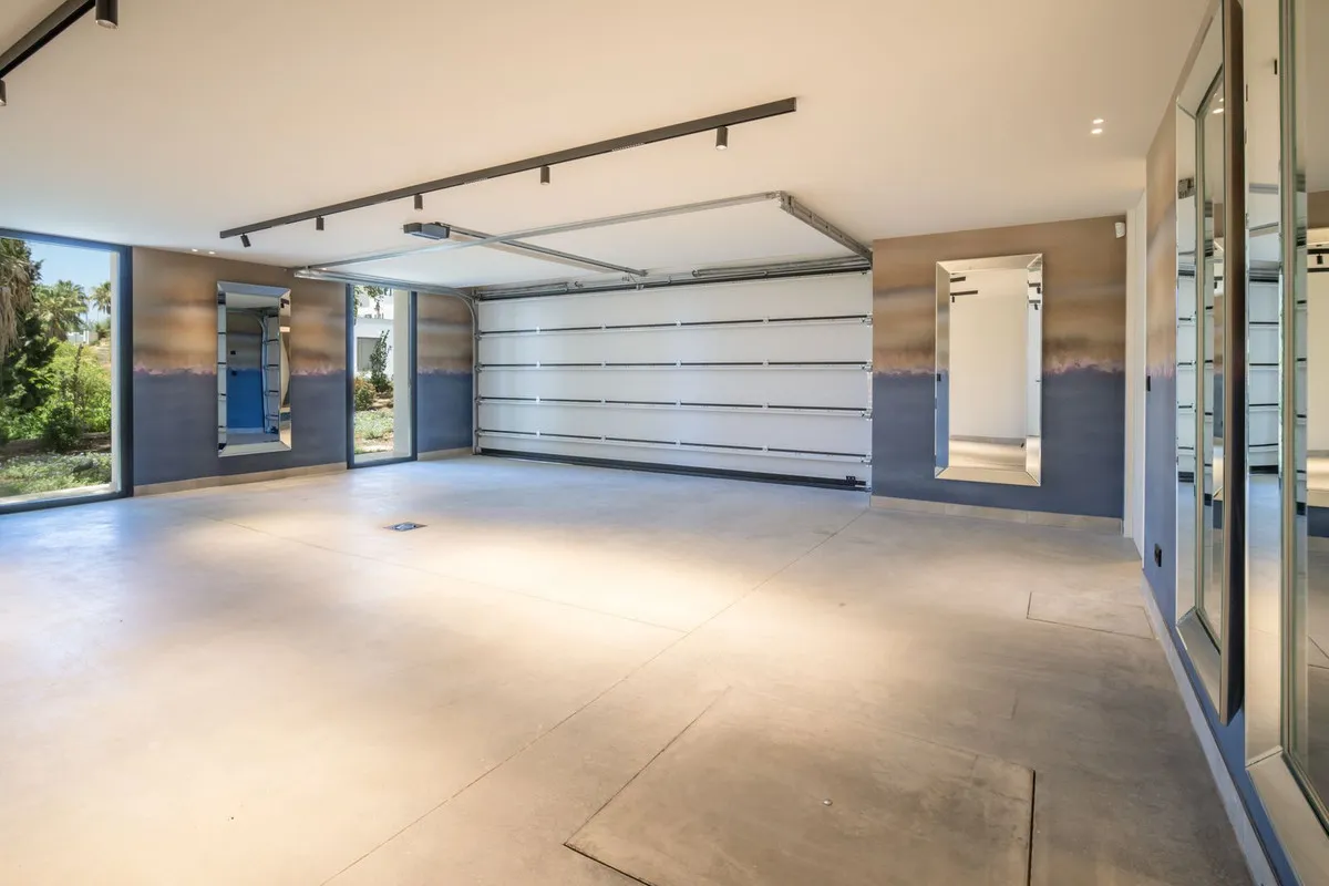 0a7d8323-6fe6-4fc0-a8eb-2f319a732777