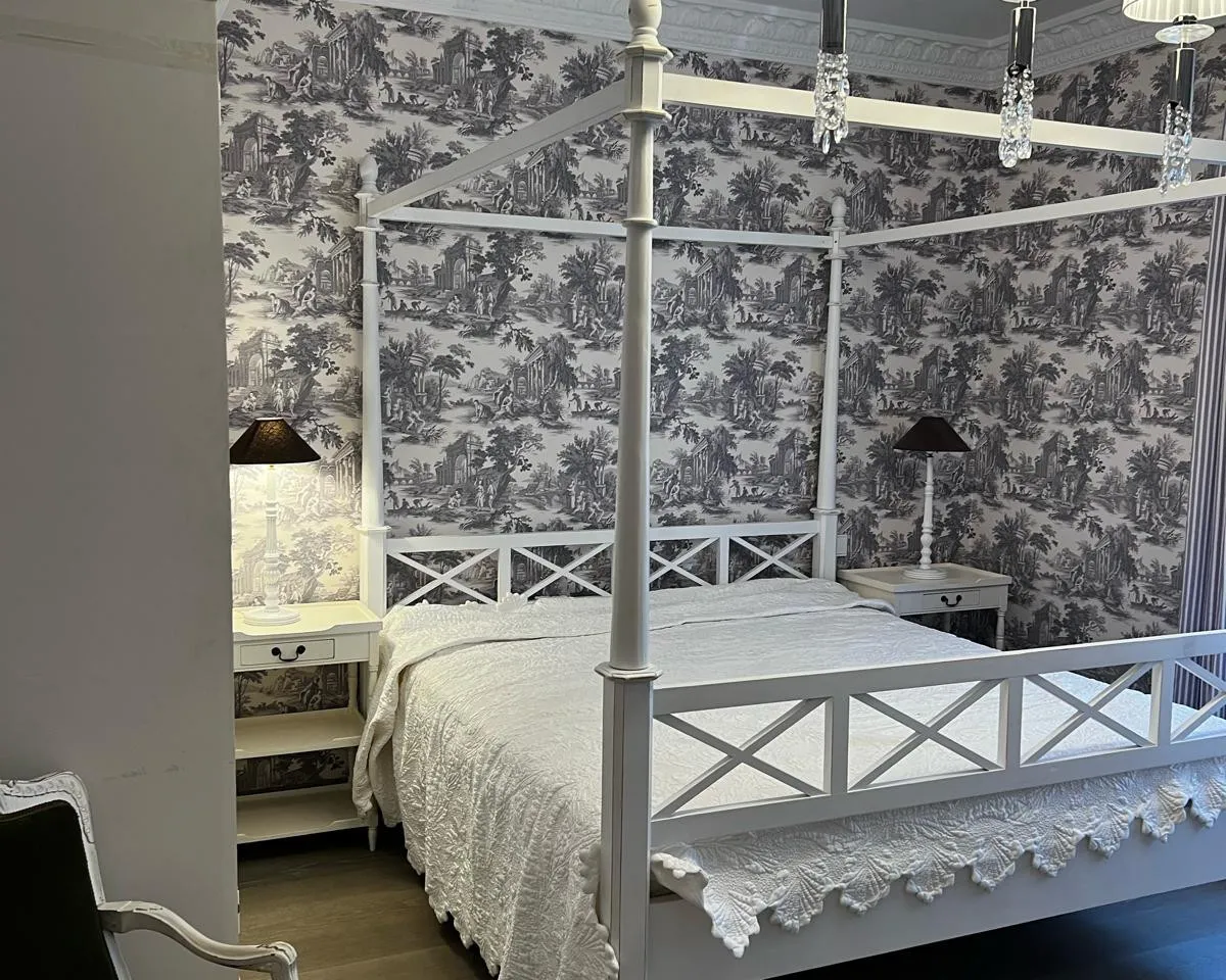 d8291985-1360-45f3-998b-b95b498a22ff