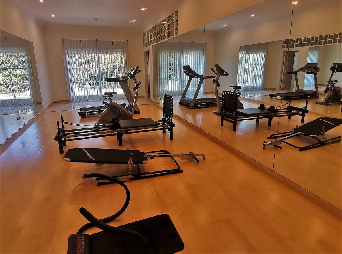 4adeddbc-e49a-4bc6-89b8-b6ac101a7d0c