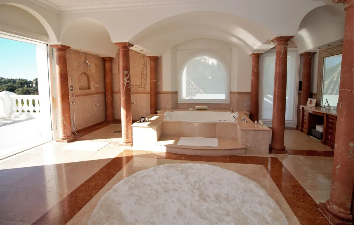 9616ffcf-c092-477a-8d40-ca9d58da8c87