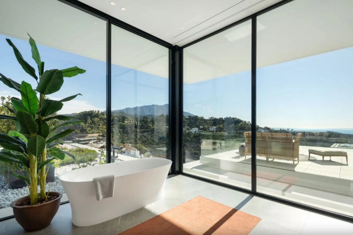 99c23e04-2c21-4424-bc19-65ecd2956917