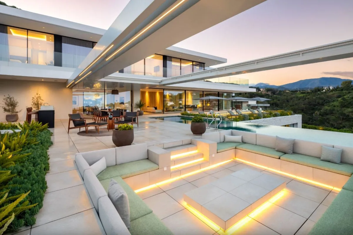 cd7eaf05-dcb5-4033-83d0-c77051b9a614