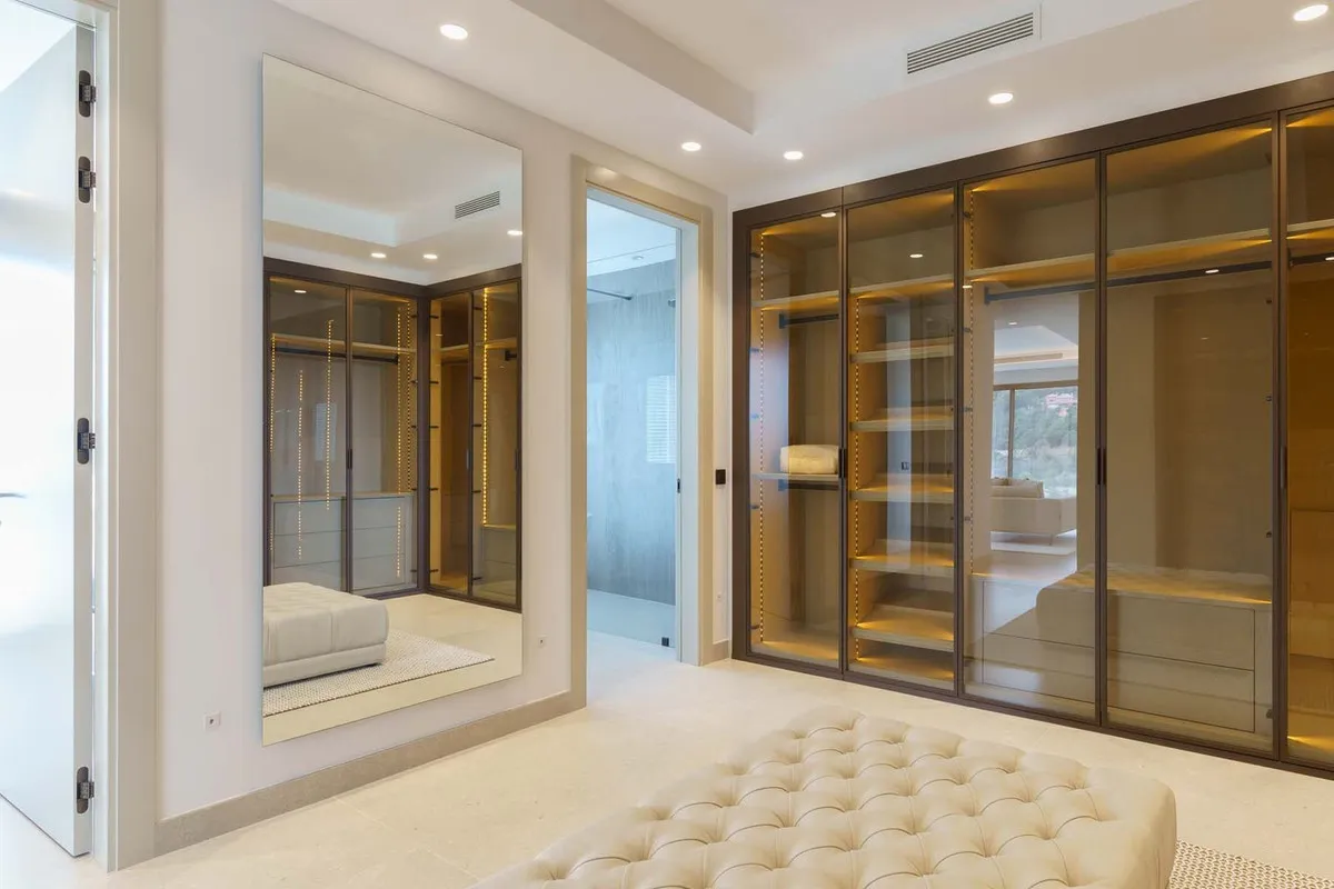 09ff19d1-f88c-4718-bf37-e858e179dd72