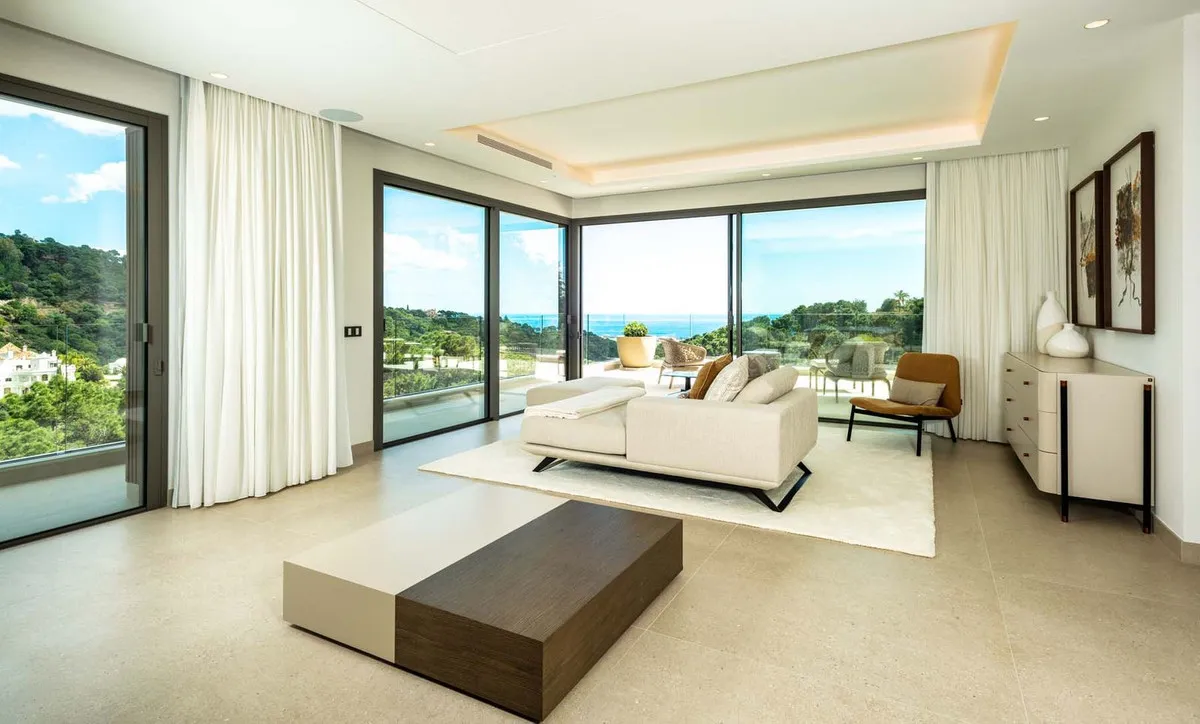 57212232-b5d3-401e-a70c-36f208892022