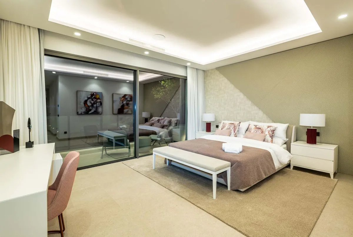 7cb3f3fa-0cc5-4c03-bd17-3c984cb37075