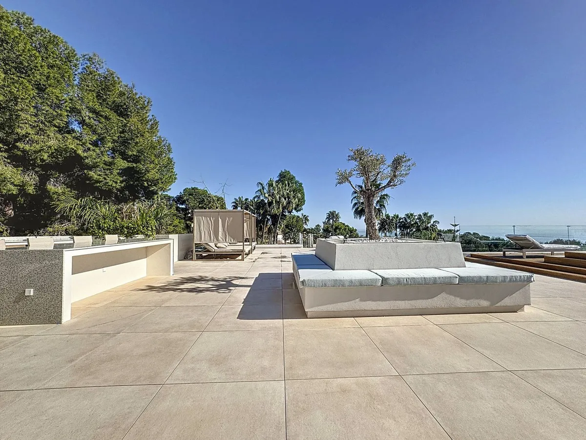 0ab092a4-bbe0-4421-9dd1-fb2f28de8cb9