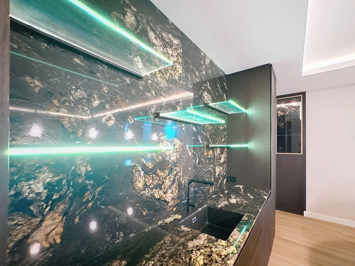 1672ddfd-f7d1-489d-aa7a-4db33e5a76c1