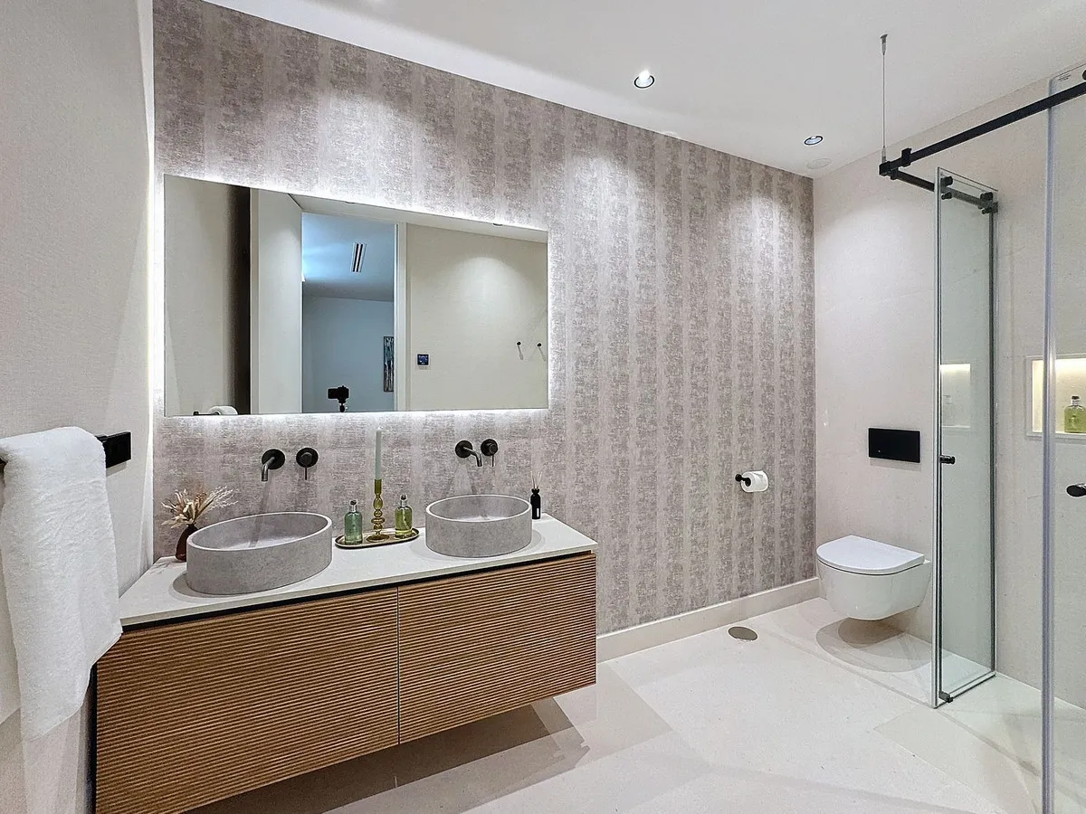 1fb4490b-ad2a-429e-9b53-431c48abd956