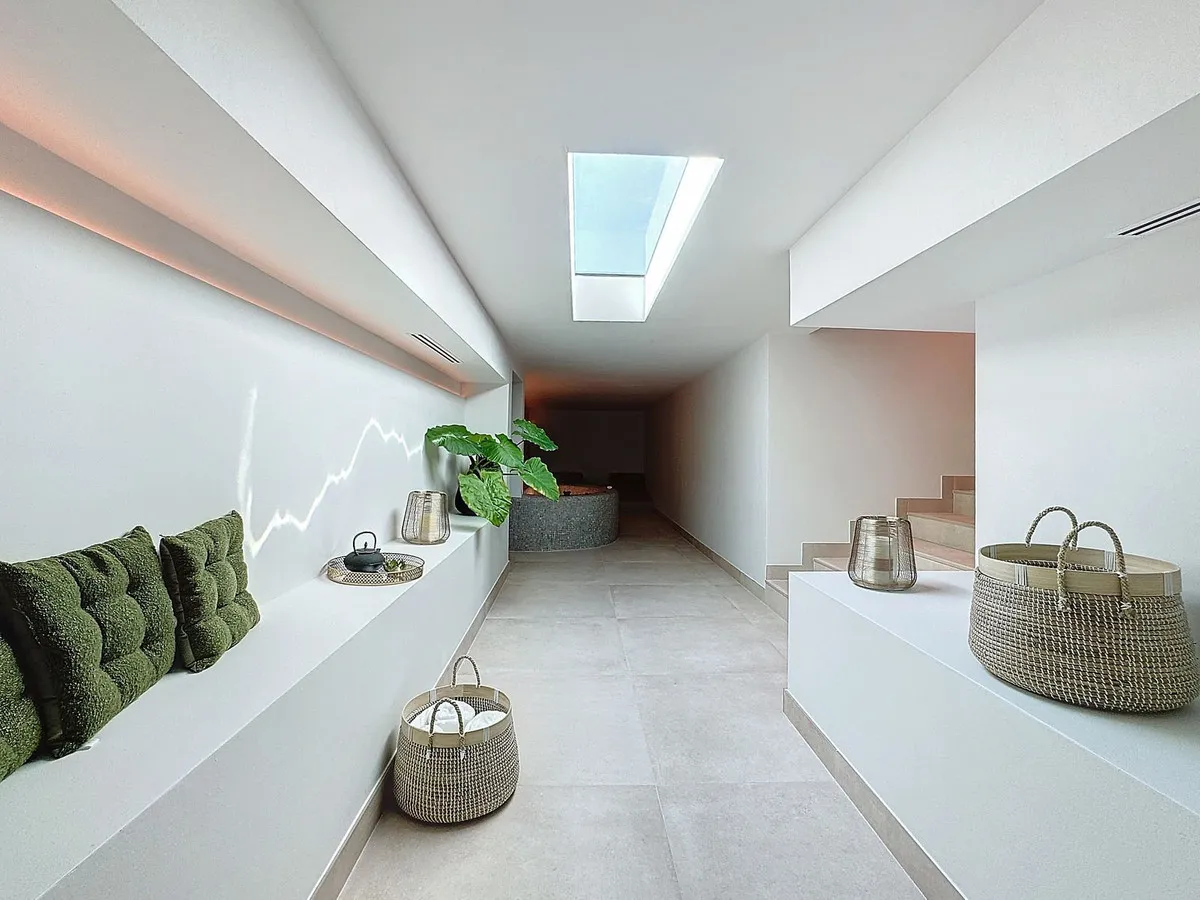 274b43e7-eeb1-49fb-989a-d5e18706c885