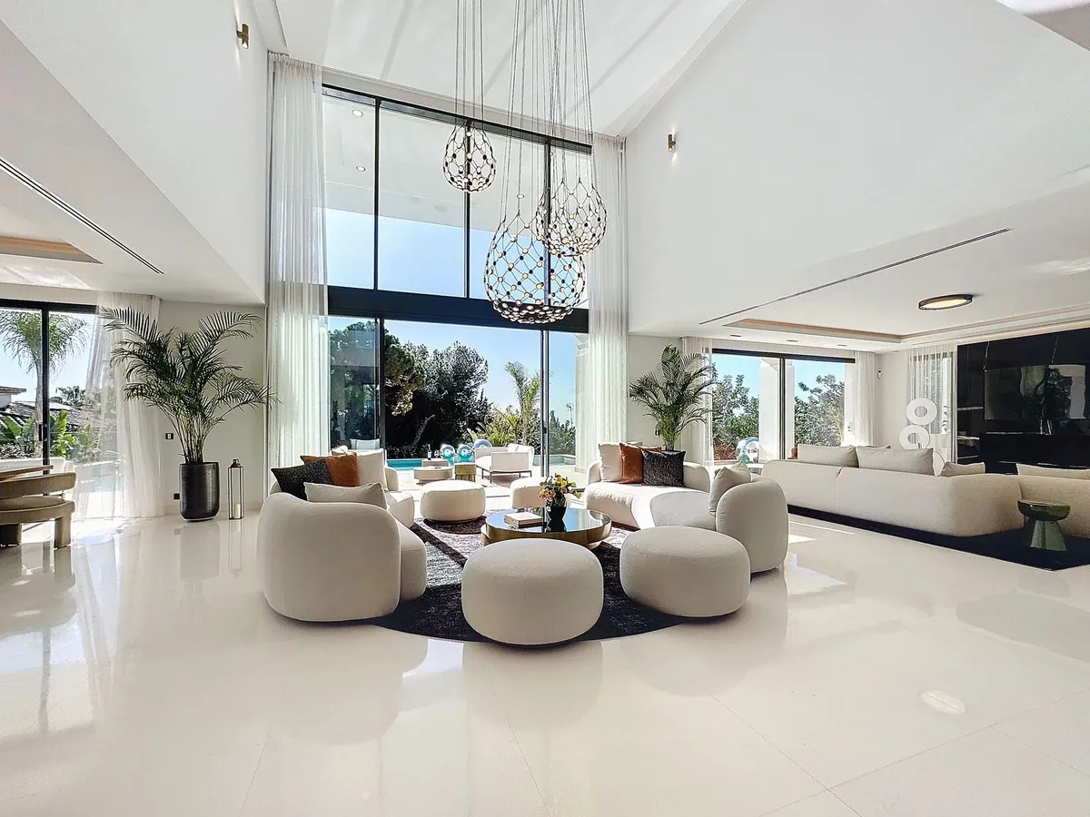 3d27a61c-881a-4708-beb3-210a52b3e283