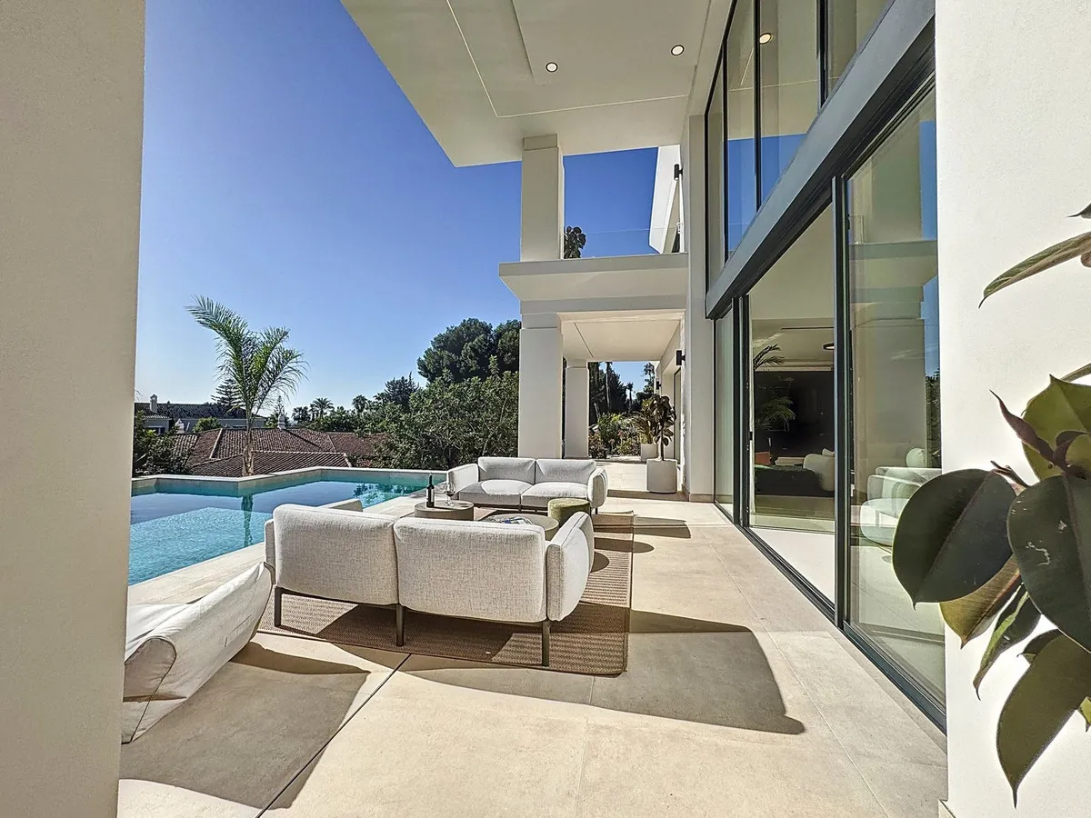 3e2e0de8-a45c-402a-a0c3-43ffcbb04cb1