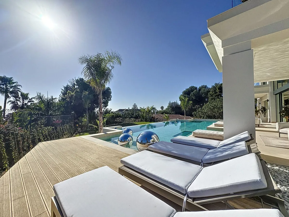 64fa7402-e11d-49f4-a3ec-1357b22aef41