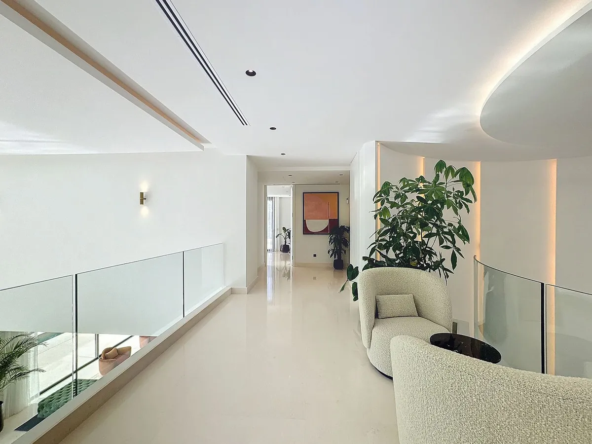 b852ba10-341a-4fed-ae42-806de1f05030