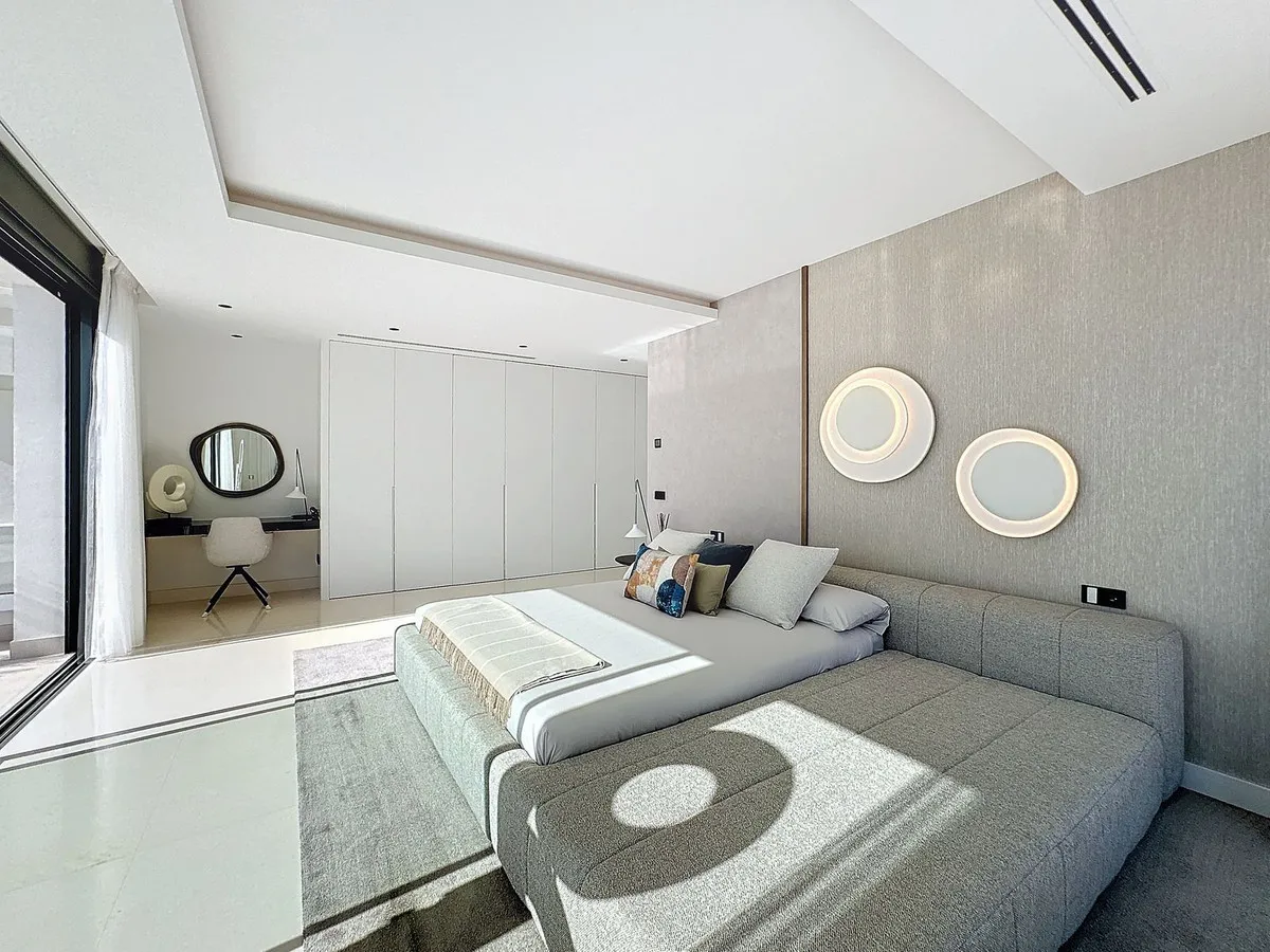 bcdb21ee-71fb-4f55-9695-3c6dfc5bef2e