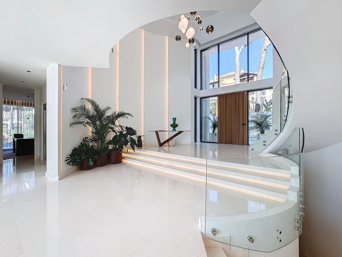 cd84a069-6043-4657-8edc-5efa87415b26