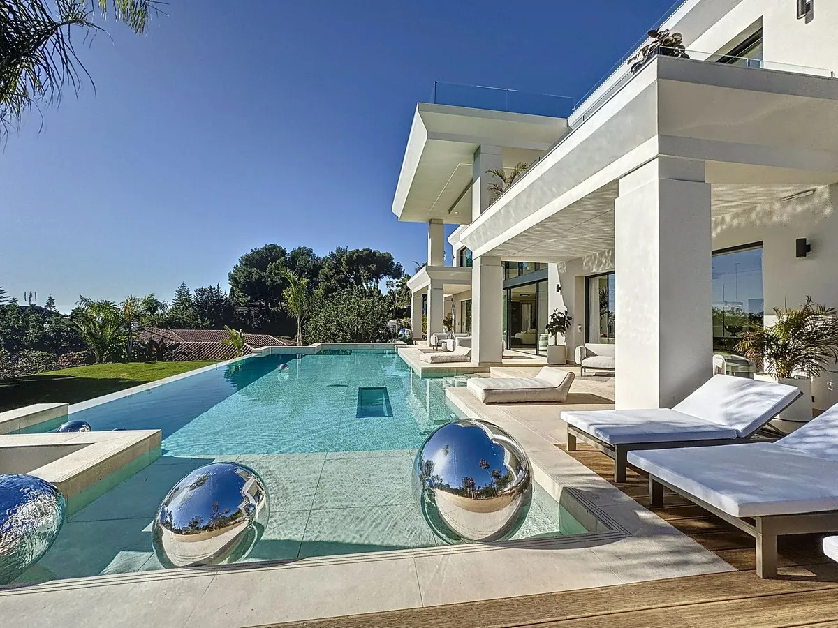 eef7823b-3c99-4172-b4dc-b5a95c94bb06