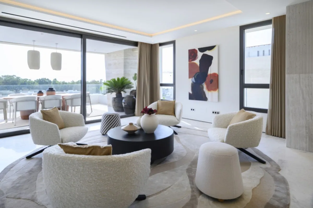 e723878d-0074-461c-8a97-206ad7daf3a4