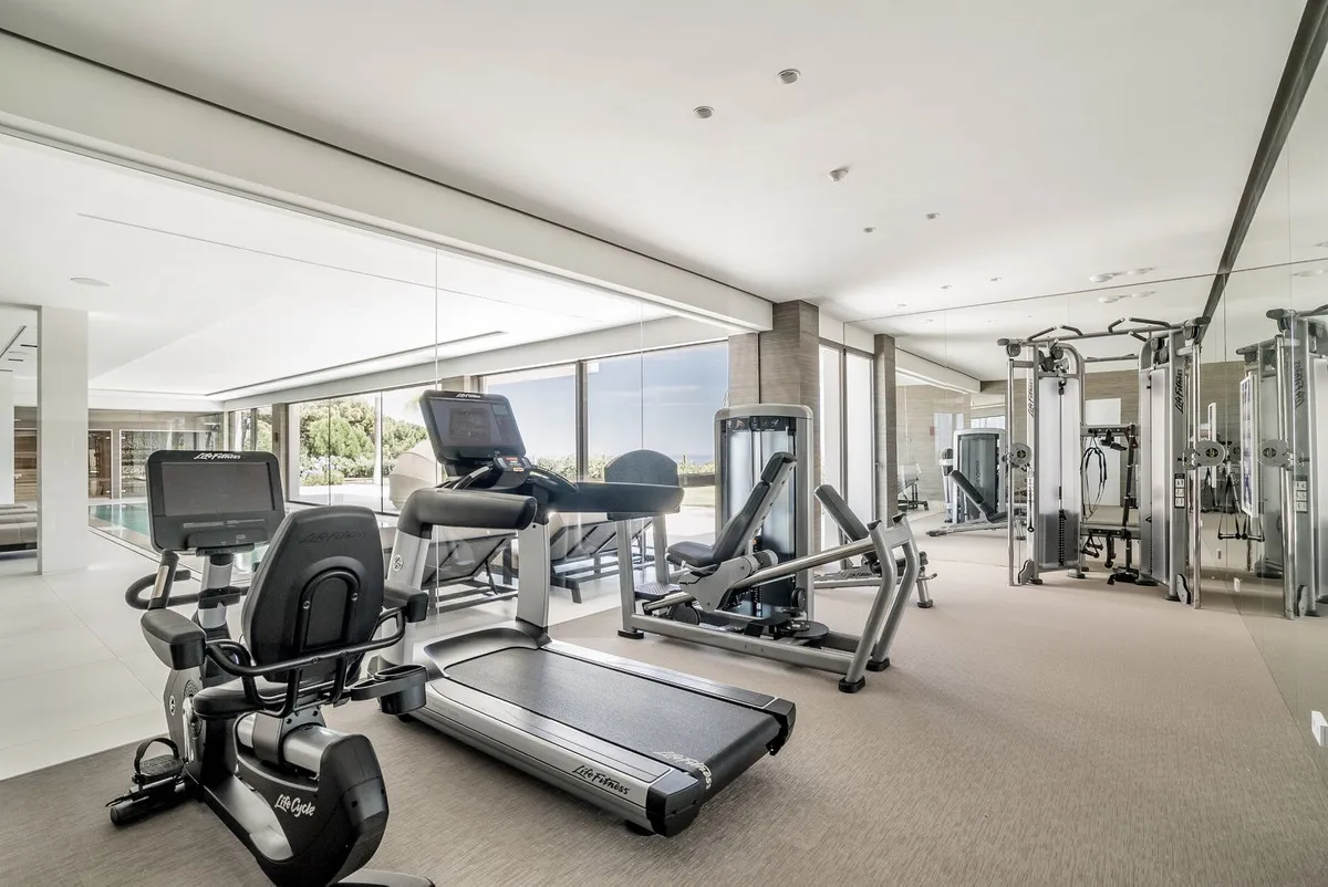 47f051b1-5bde-43b2-a12f-ff8874a78270