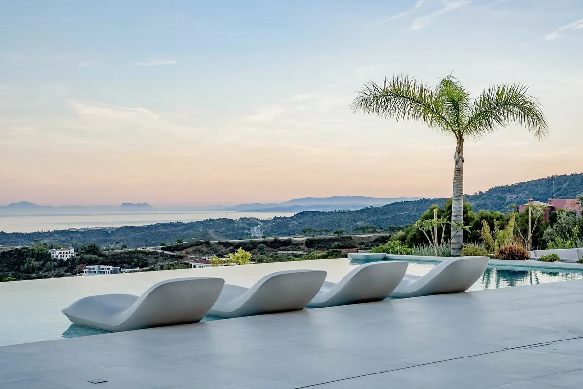 c47c02c8-c78a-436a-bd7f-2455656a2164