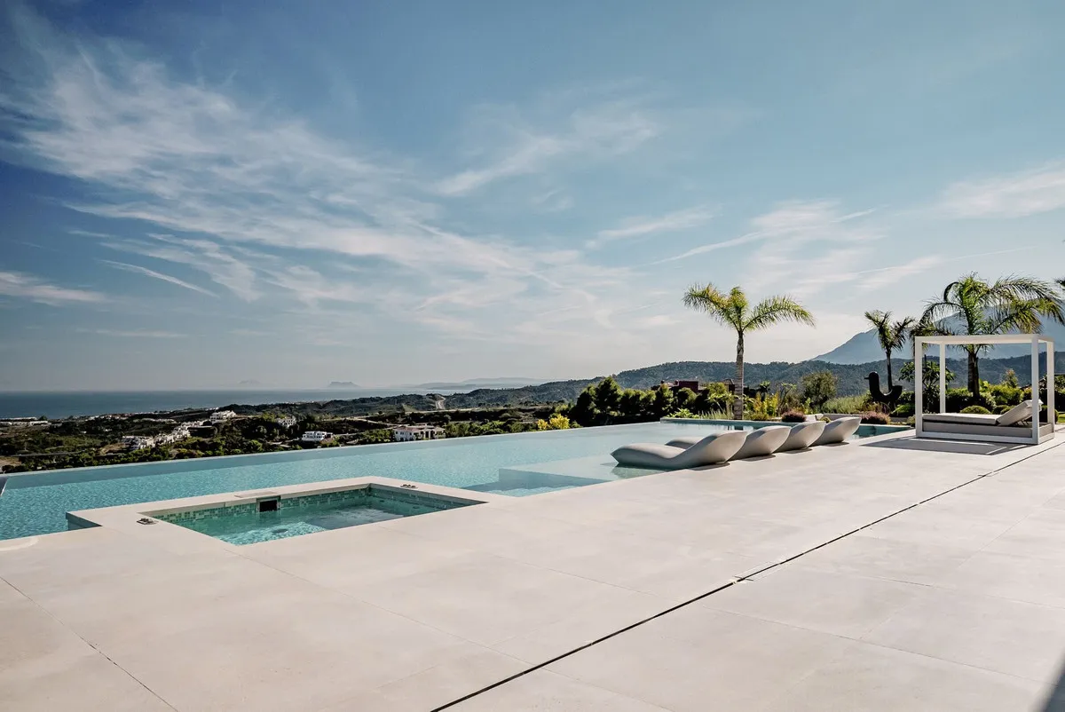 c6ab2fd4-b9cf-453d-8ca3-d1fbd918a270