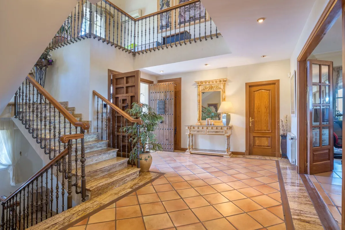 61a687c0-dce8-48d8-a0e0-e61e6fd568bf