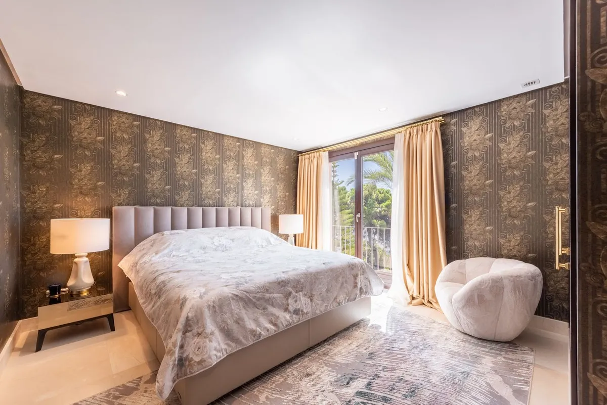 078fb9a5-ee4e-44b4-a252-6feede70a956